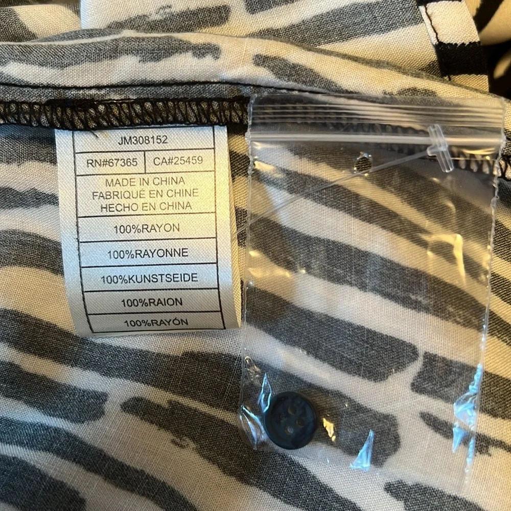 Betsey Johnson Size XS NWT Black White Zebra Print Ruffle Hem Dress (042) - Picture 10 of 11